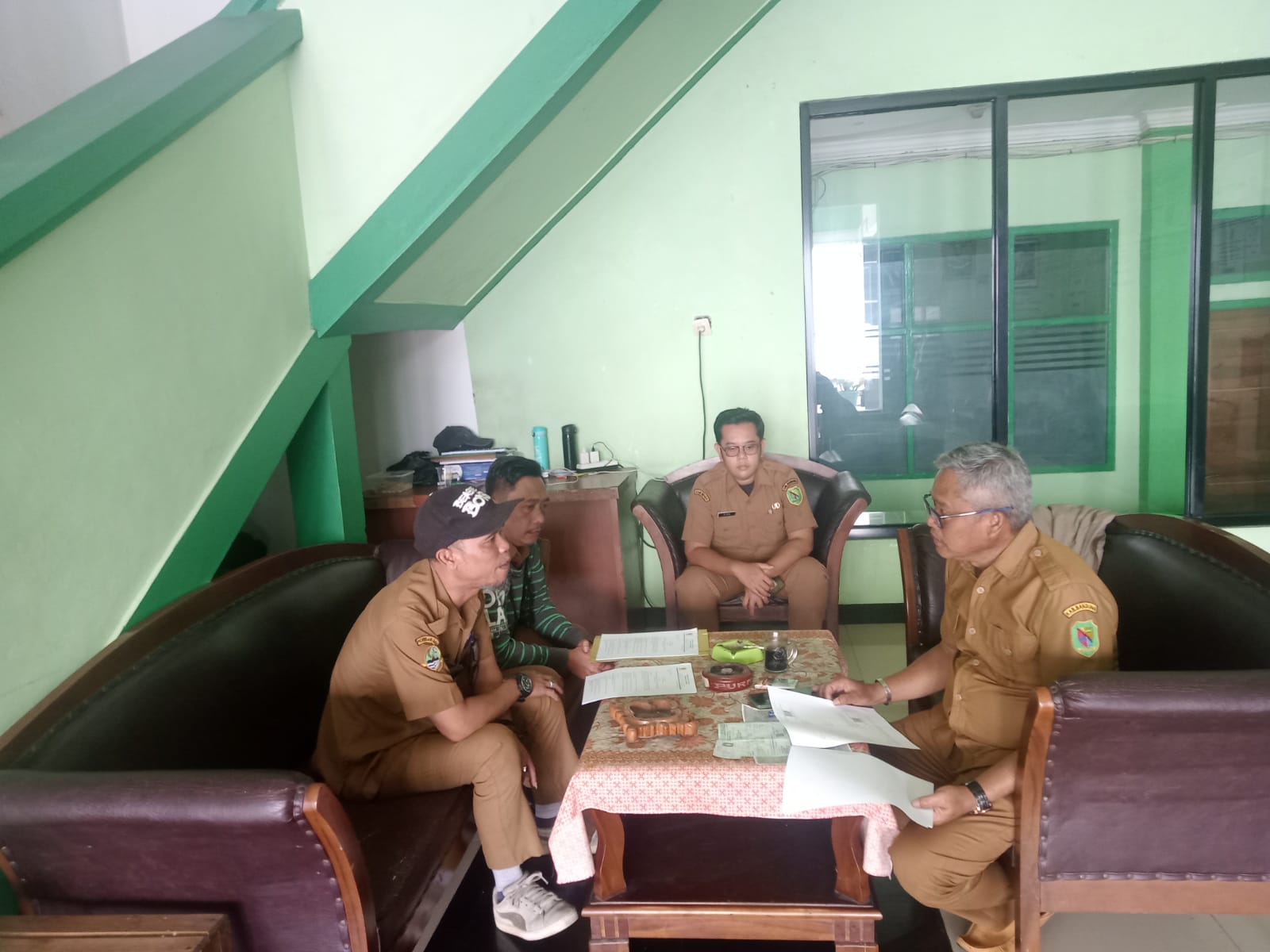 koordinasi-persiapan-penilaian-kantor-desa-sehat-tingkat-kecamatan-kutawaringin-tahun-2025-2