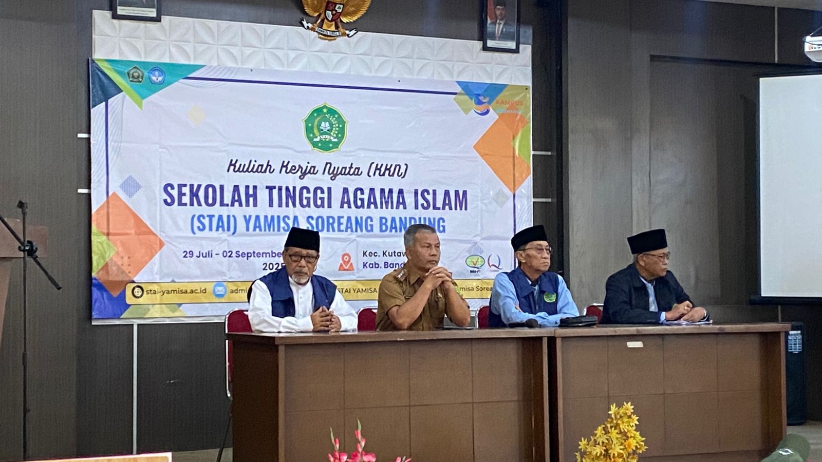 serah-terima-peserta-kkn-stai-yamisa-di-beberapa-wilayah-kecamatan-kutawaringin