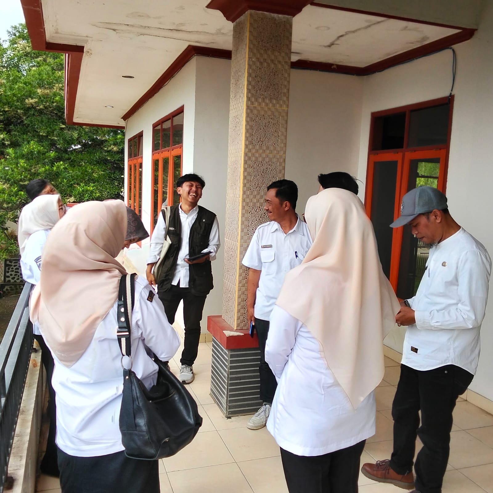 penilaian-kantor-desa-sehat-berbudaya-lingkungan-eco-office-tingkat-kecamatan-kutawaringin-tahun-2025-3