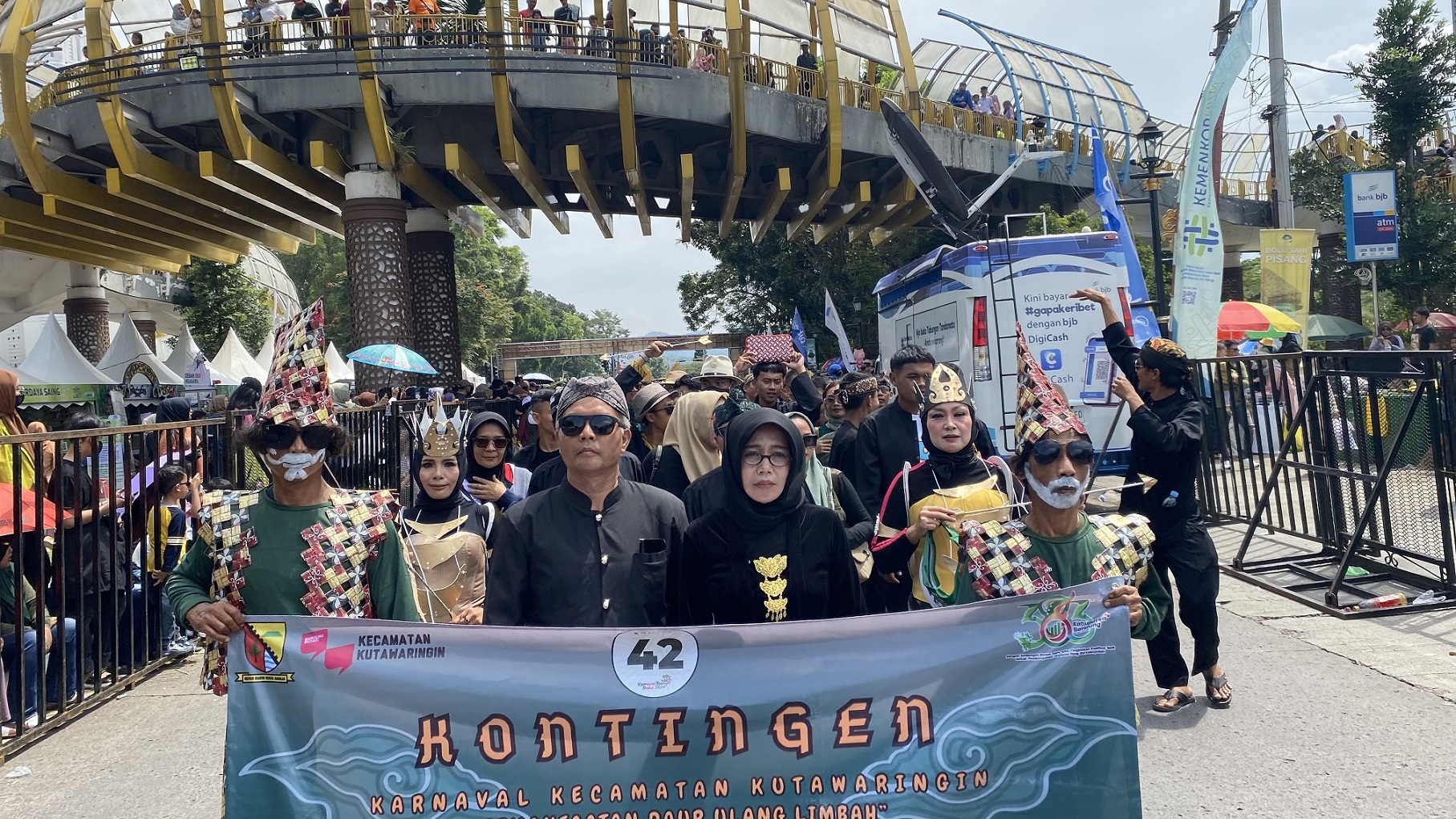 karnaval-budaya-bedas-peringatan-hari-jadi-kabupaten-bandung-ke-383-tahun