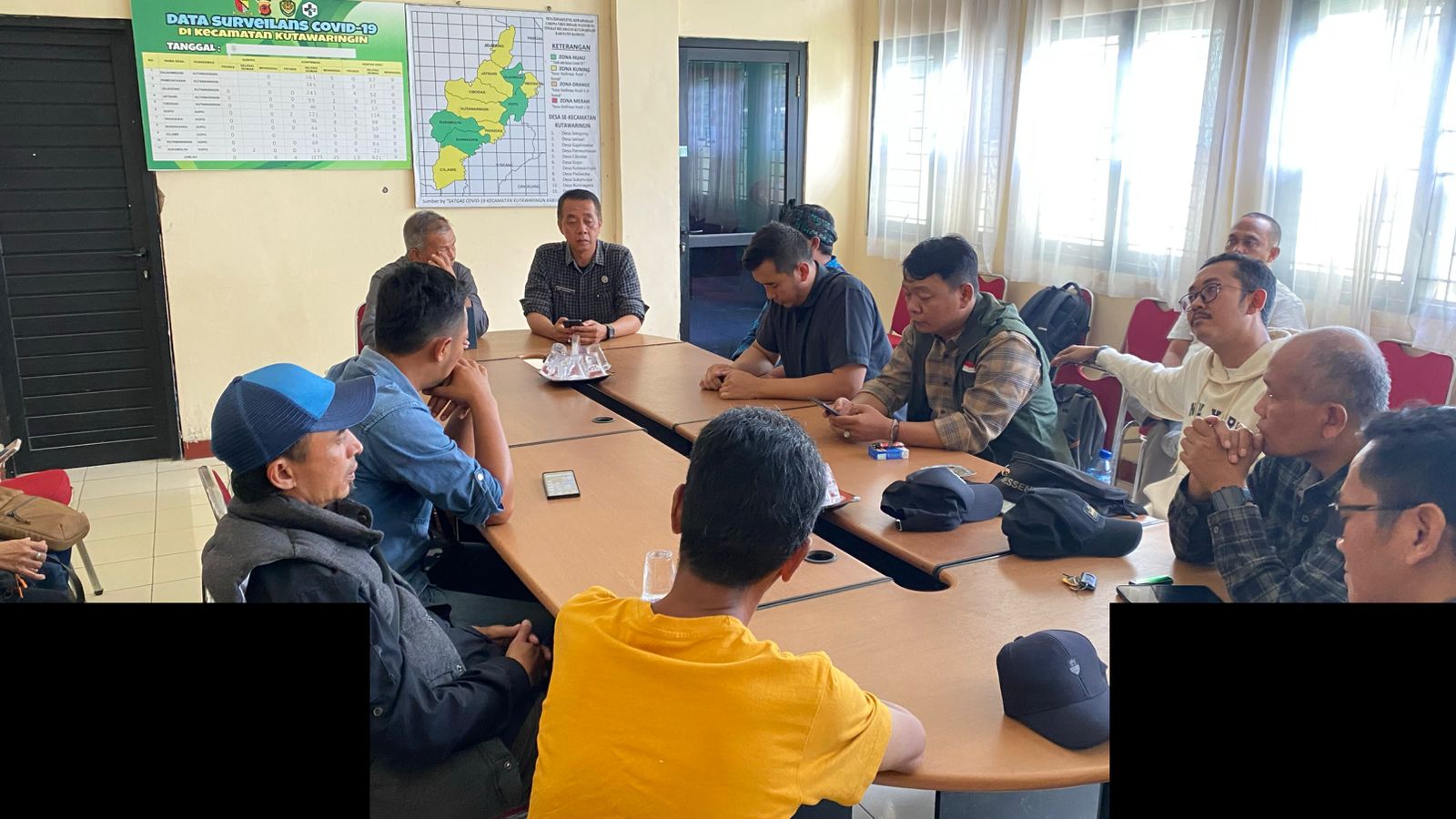 rapat-persiapan-monitoring-dan-evaluasi-bantuan-anggaran-tahap-ii-tahun-2024-dan-evaluasi-perkembangan-desa