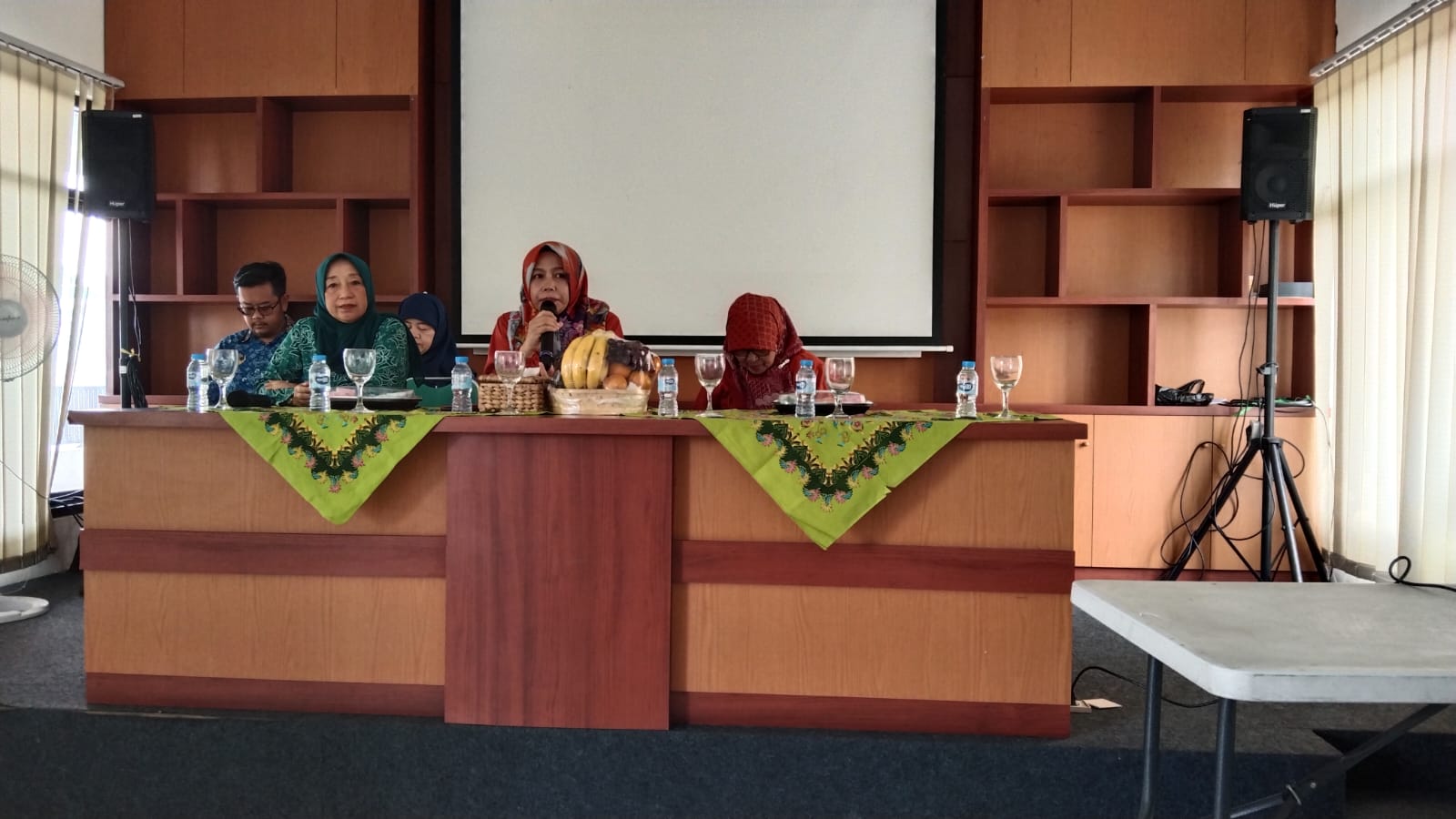 bina-wilayah-tp-pkk-desa-jelegong-dan-desa-gajahmekar