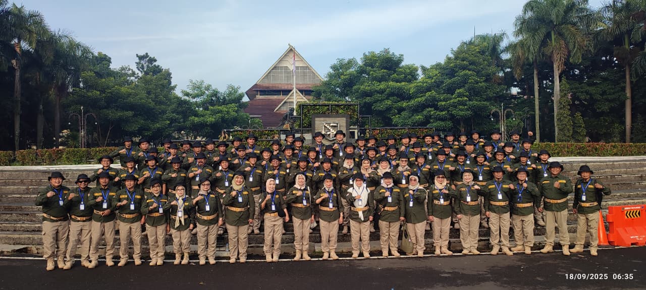 pembukaan-dan-pengarahan-sekaligus-pelepasan-peserta-kegiatan-retreat-transformasi-birokrasi-dalam-mewujudkan-sinergi-dan-harmonisasi-terhadap-arah-kebijakan-menuju-bandung-lebih-bedas