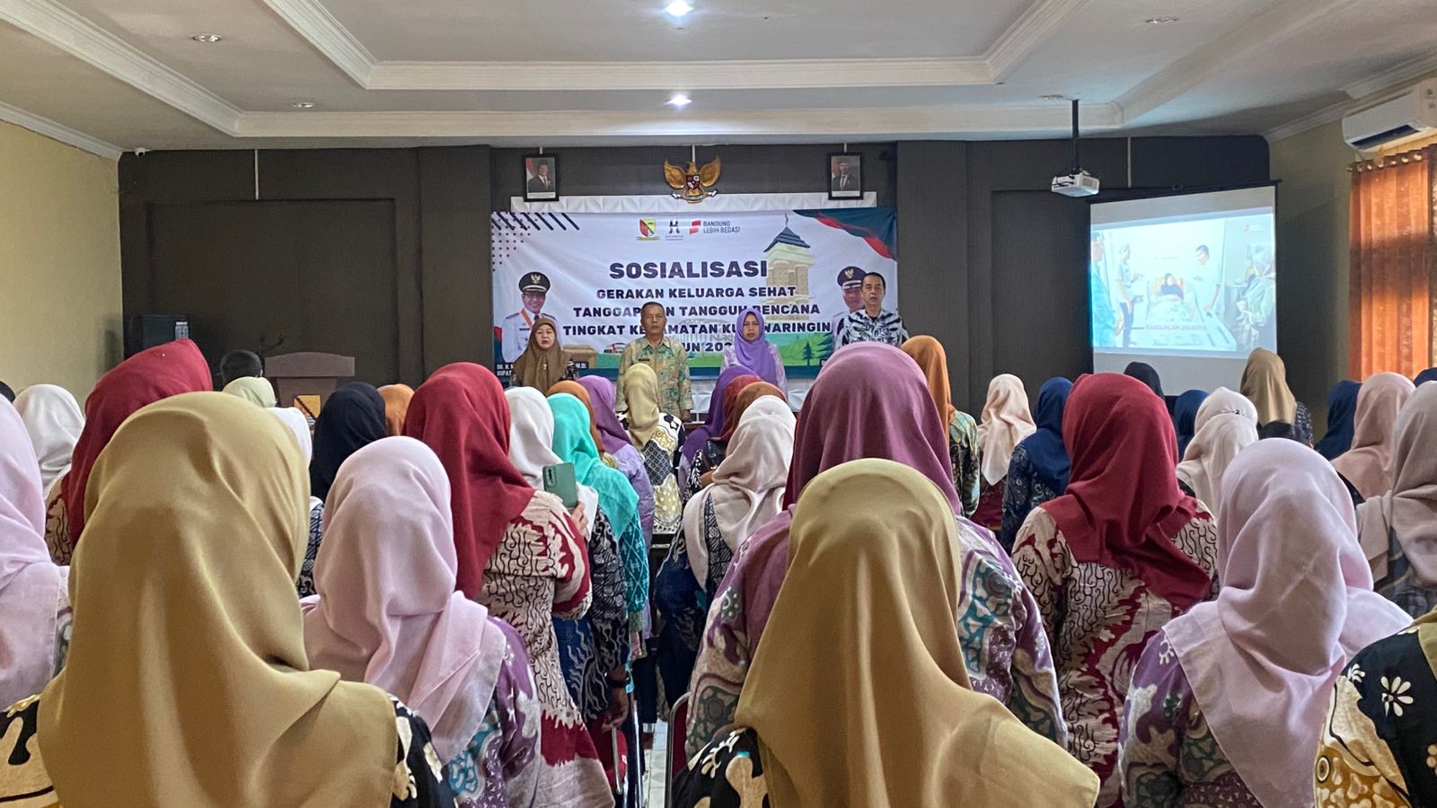 sosialisasi-gerakan-keluarga-sehat-tanggap-dan-tangguh-bencana-tingkat-kecamatan-kutawaringin-tahun-2025