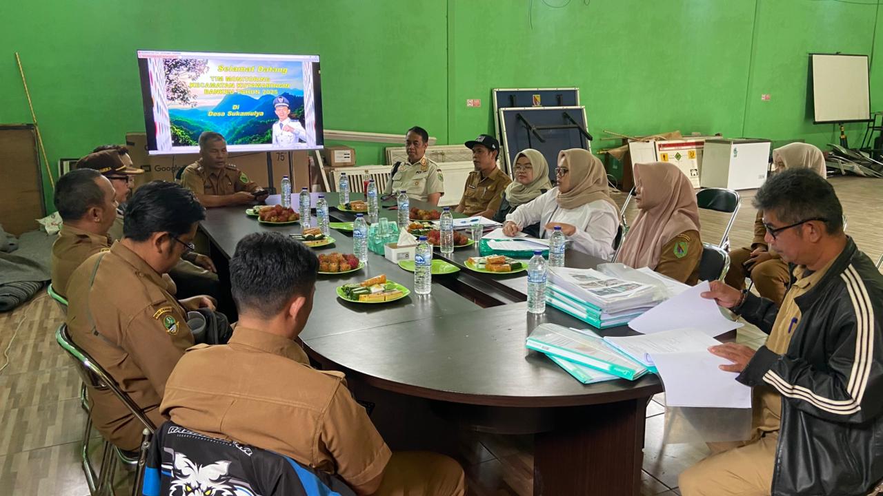 monitoring-dan-evaluasi-bantuan-keuangan-desa-tahap-ii-tahun-anggaran-2025-desa-sukamulya