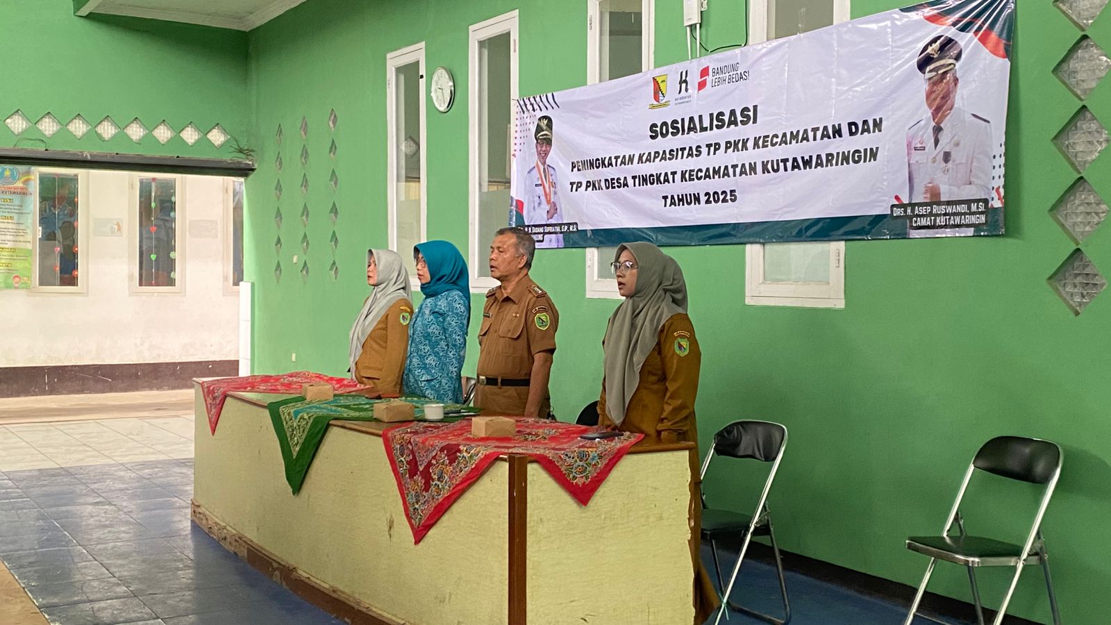 sosialisasi-peningkatan-kapasitas-tp-pkk-kecamatan-dan-tp-pkk-desa-tingkat-kecamatan-kutawaringin-tahun-2025