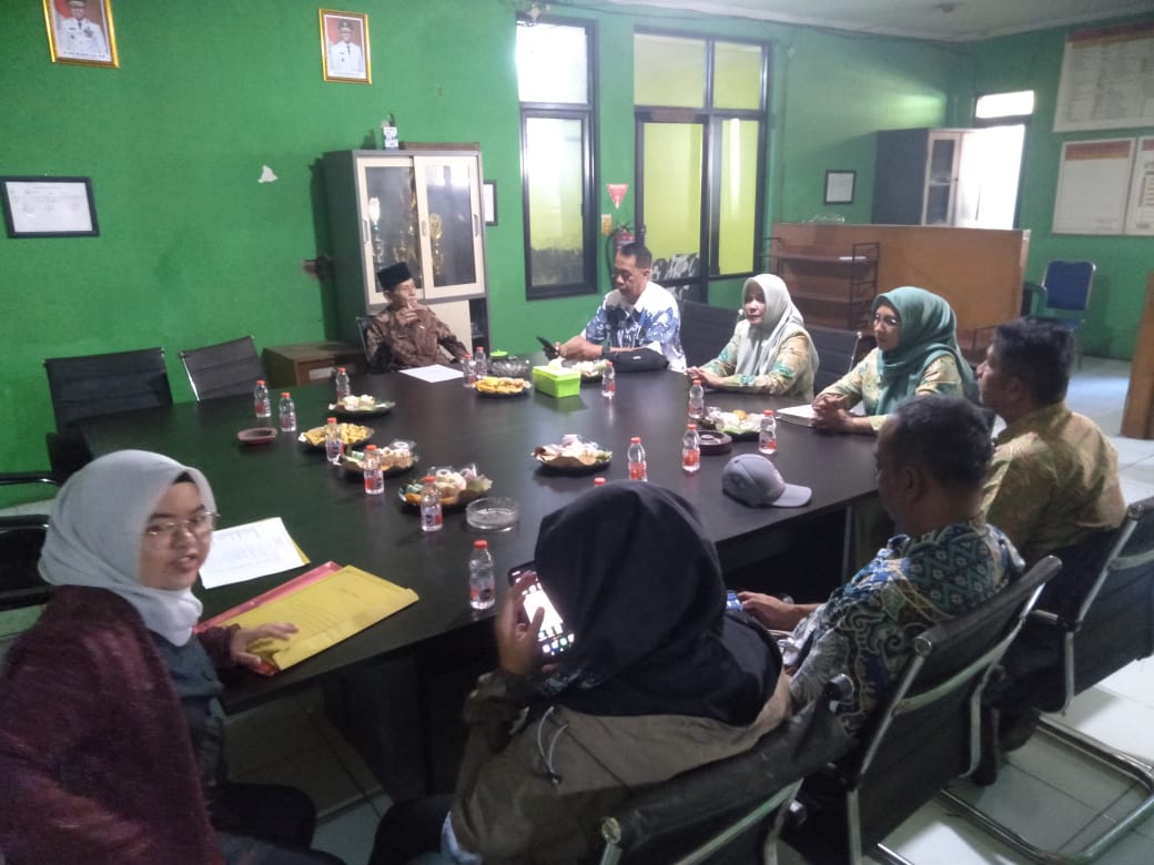 monitoring-dan-evaluasi-bantuan-keuangan-desa-tahap-i-ta-2025-desa-jelegong