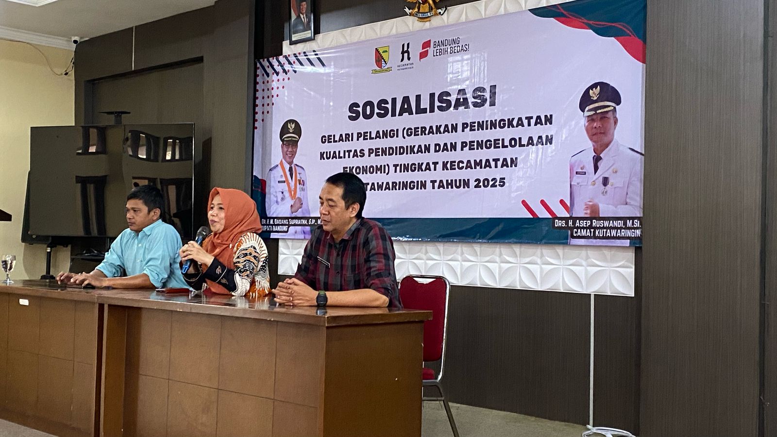 sosialisasi-gelari-pelangi-gerakan-peningkatan-kualitas-pendidikan-dan-pengelolaan-ekonomi-tingkat-kecamatan-kutawaringin-tahun-2025