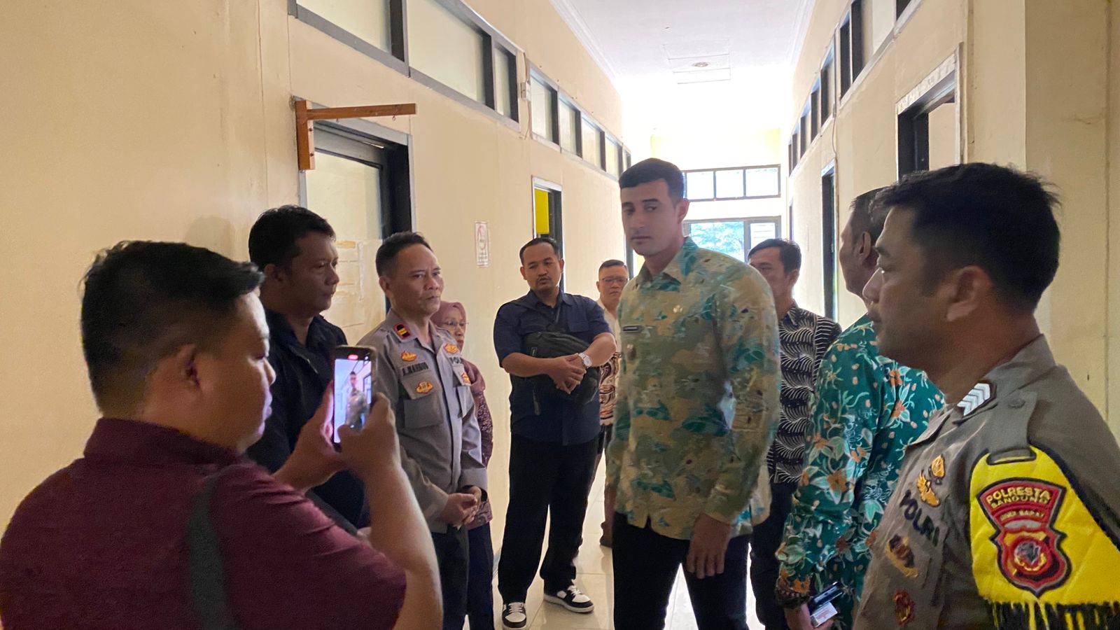 kunjungan-kerja-wakil-bupati-bandung-ke-kecamatan-kutawaringin