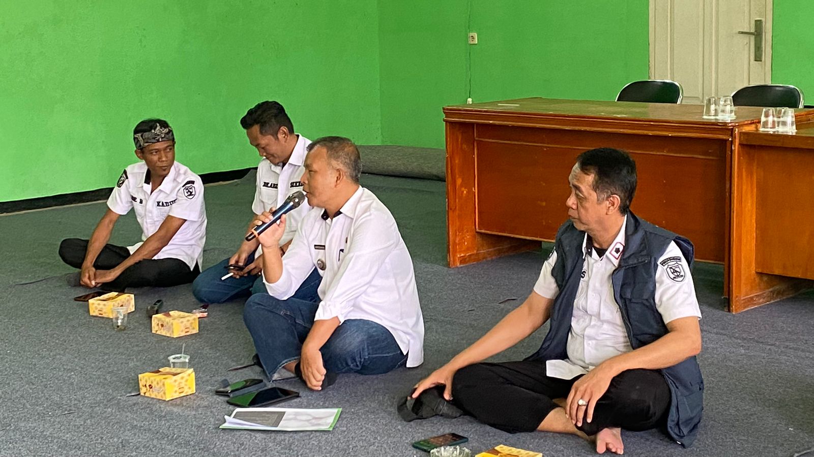 sosialisasi-program-saba-rw-tingkat-kecamatan-kutawaringin-tahun-anggaran-2024-di-desa-sukamulya-dan-desa-cilame